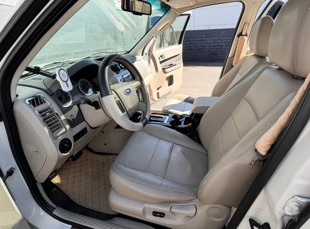 Ford_Escape 