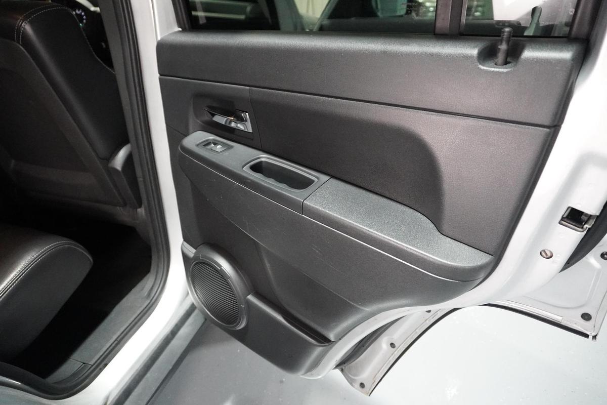 car_image_564x480 - 