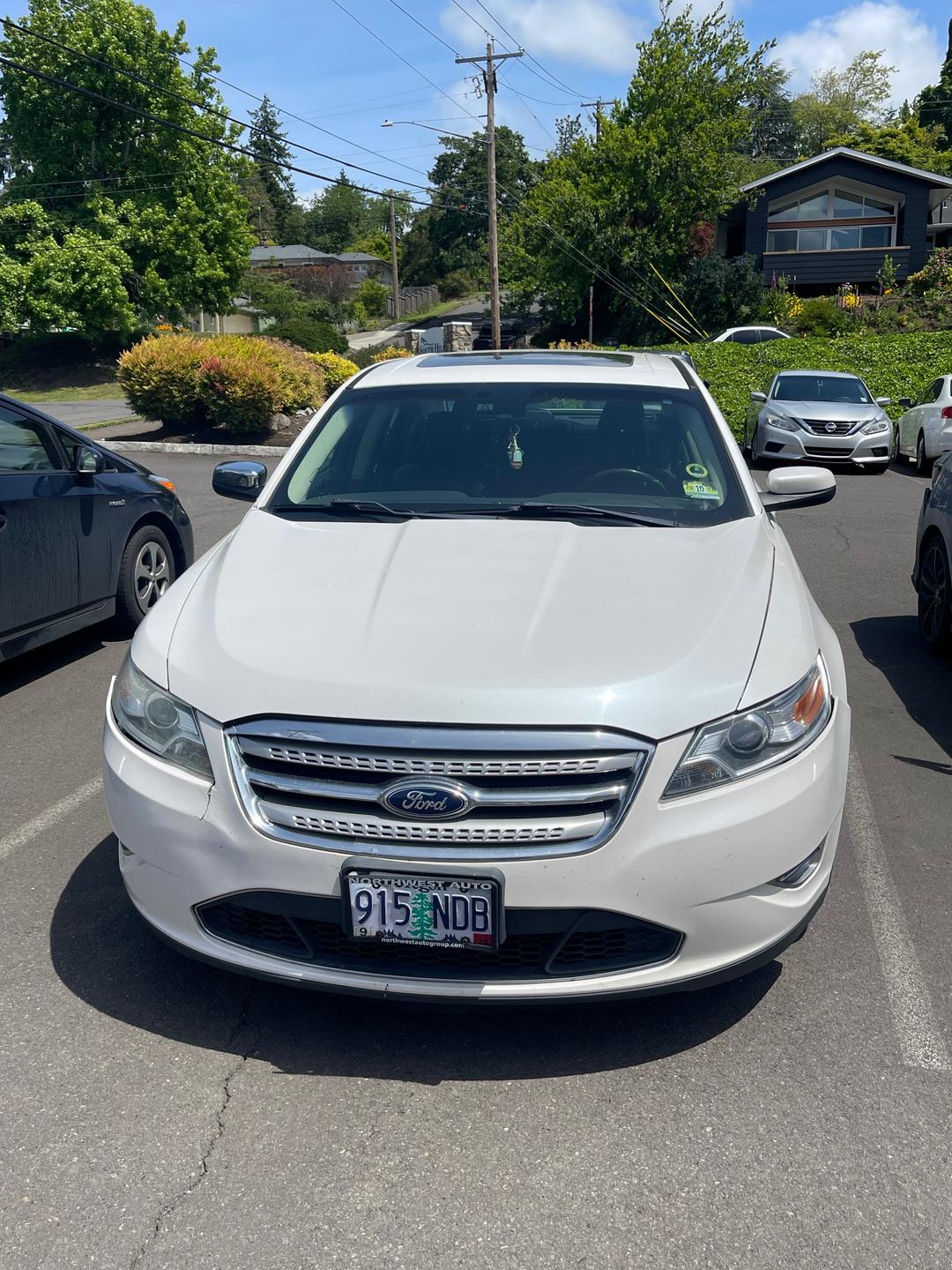 Ford_Taurus 