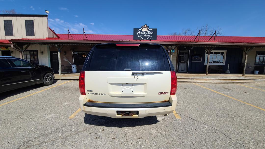 GMC_Yukon XL 
