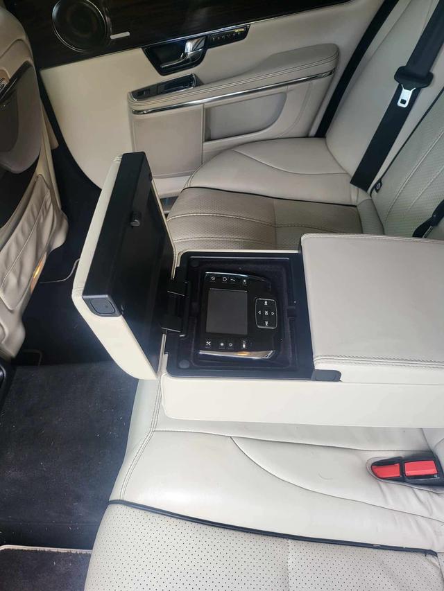 car_image_202x236