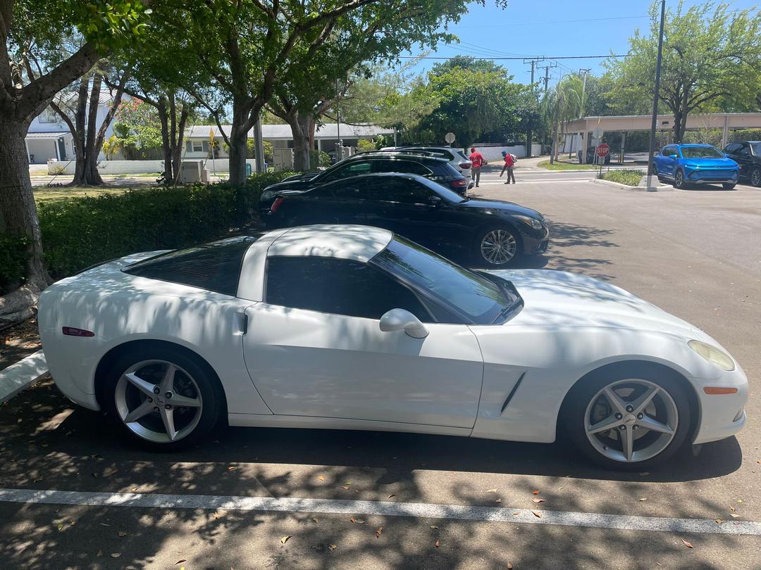 Chevrolet_Corvette 