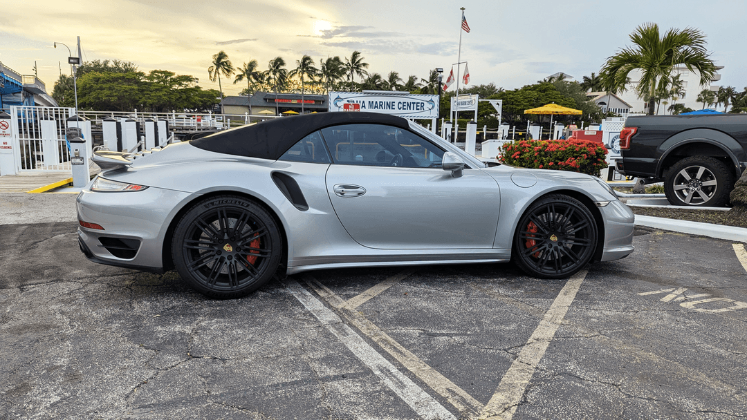 Porsche_911 Carrera 4 
