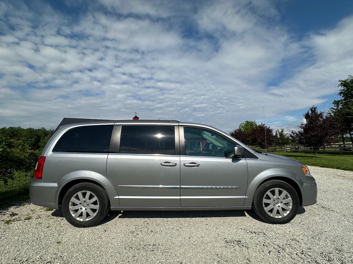 car_image_564x480 - 