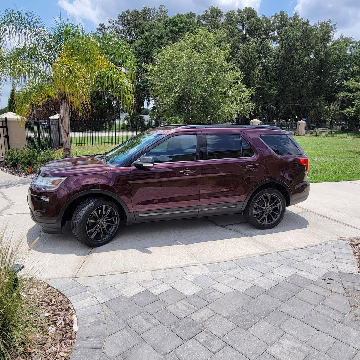 car_image_564x480 - 