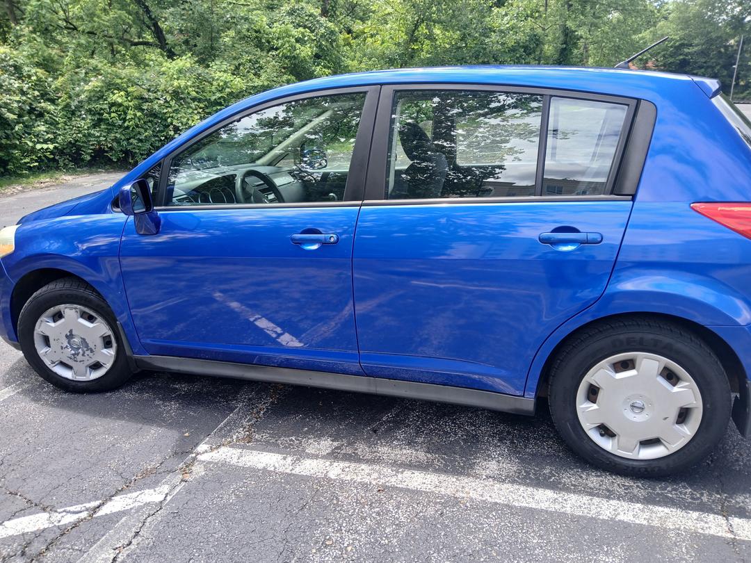 Nissan_Versa 