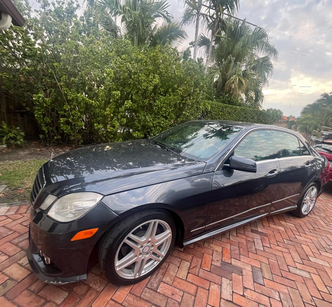 Mercedes-Benz_E Class 