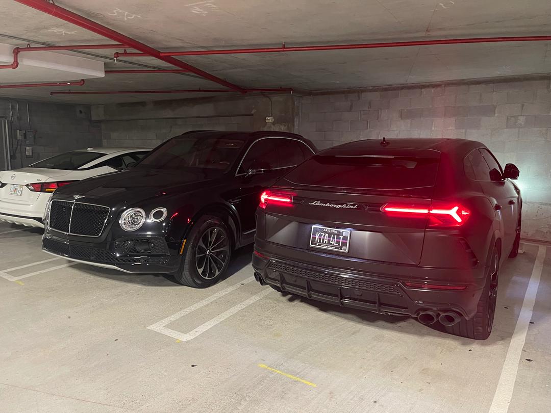 Lamborghini_Urus 