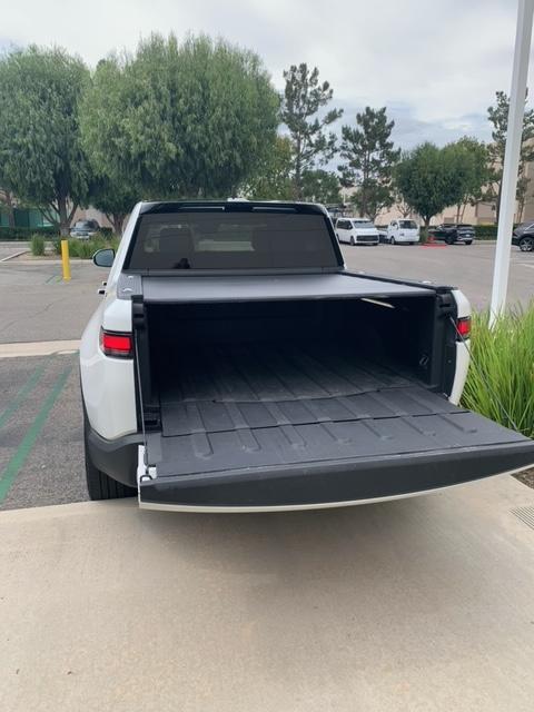 Rivian_R1T 