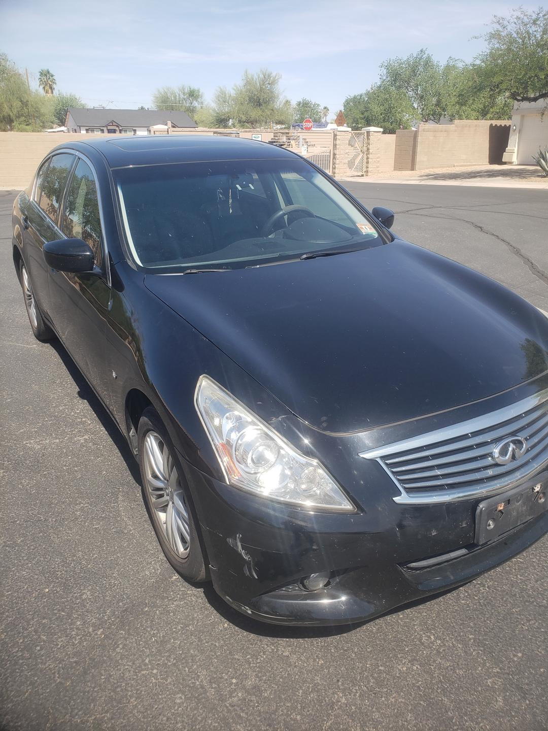 INFINITI_Q40 