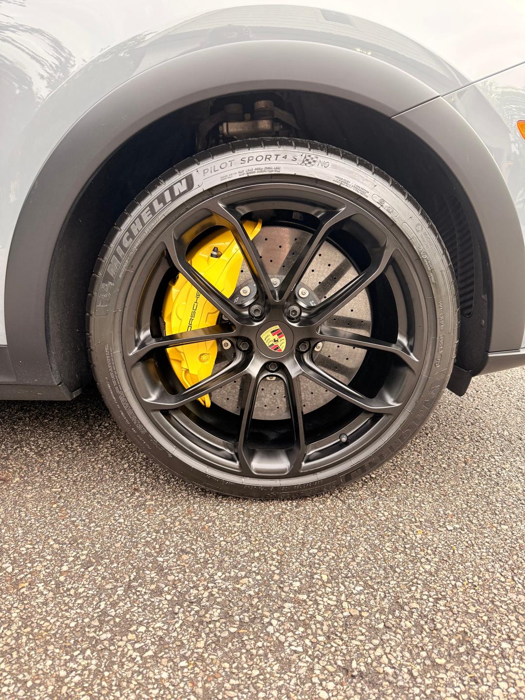 Porsche_Cayenne 