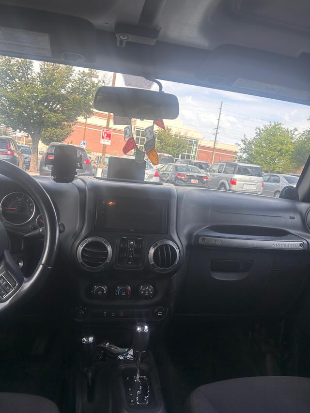 car_image_202x236