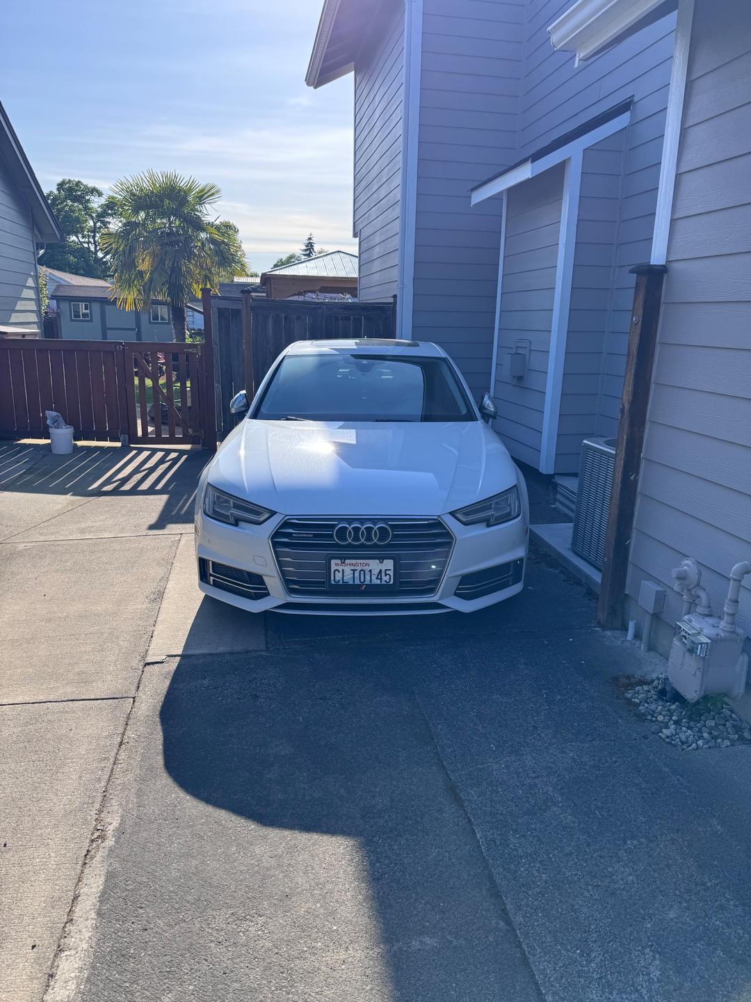 Audi_A4 