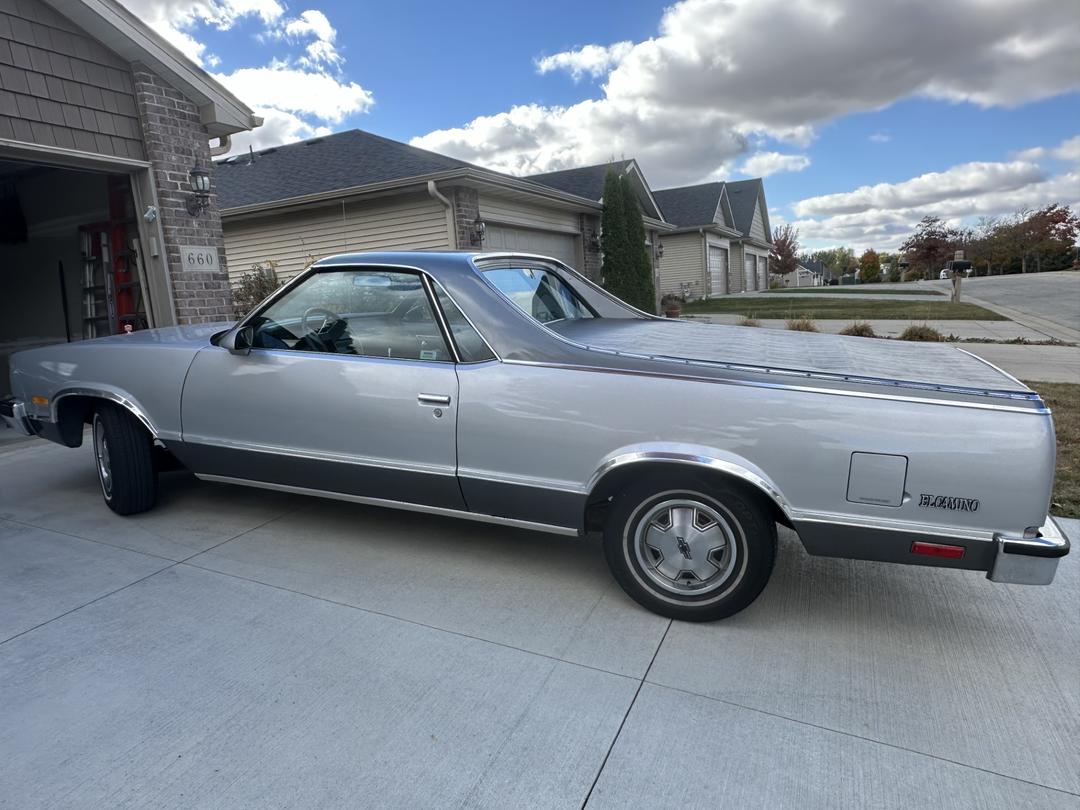 Chevrolet_El Camino 