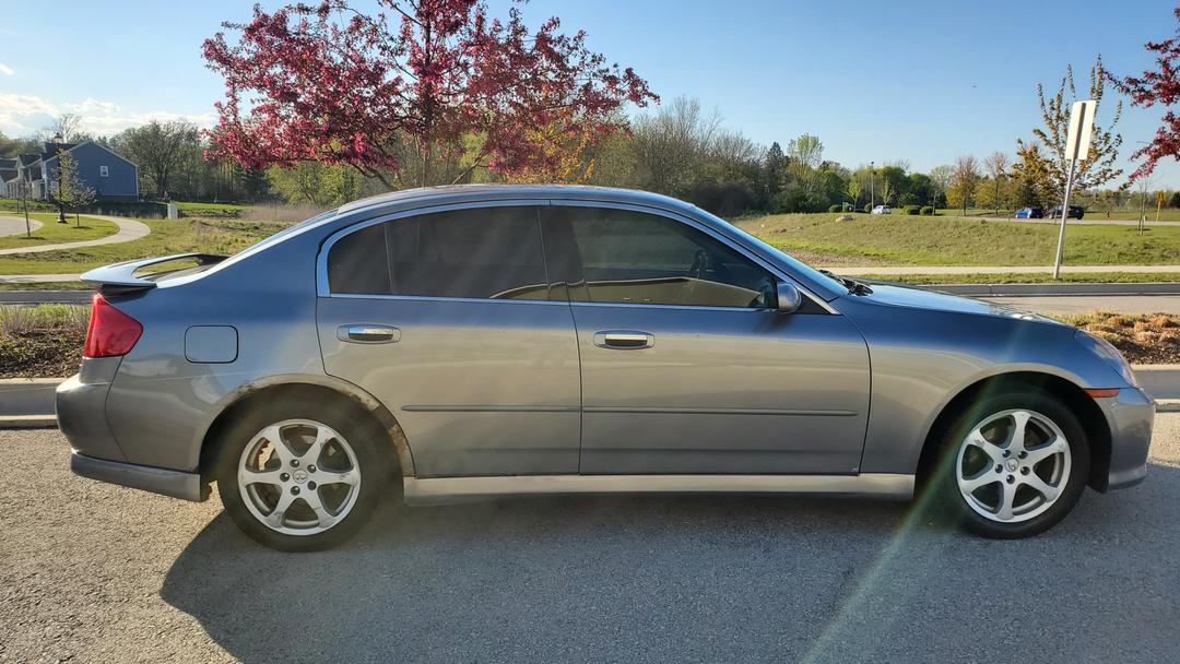 INFINITI_G35 