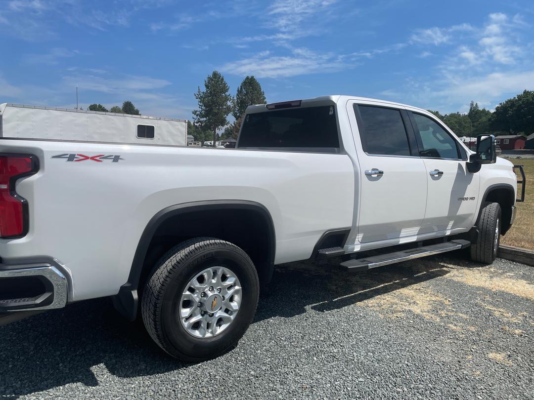 Chevrolet_Silverado 2500 