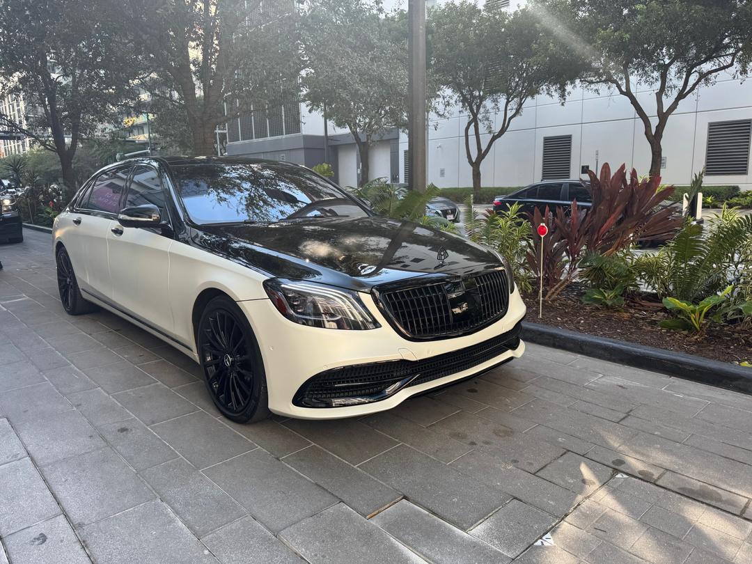 Mercedes-Benz_Maybach 