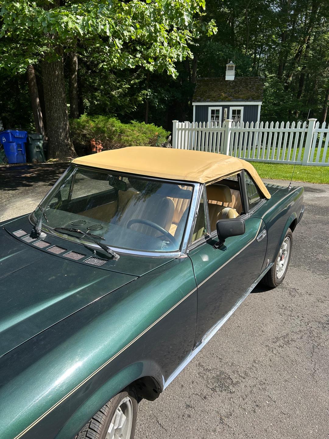 Fiat_2000 Convertible 