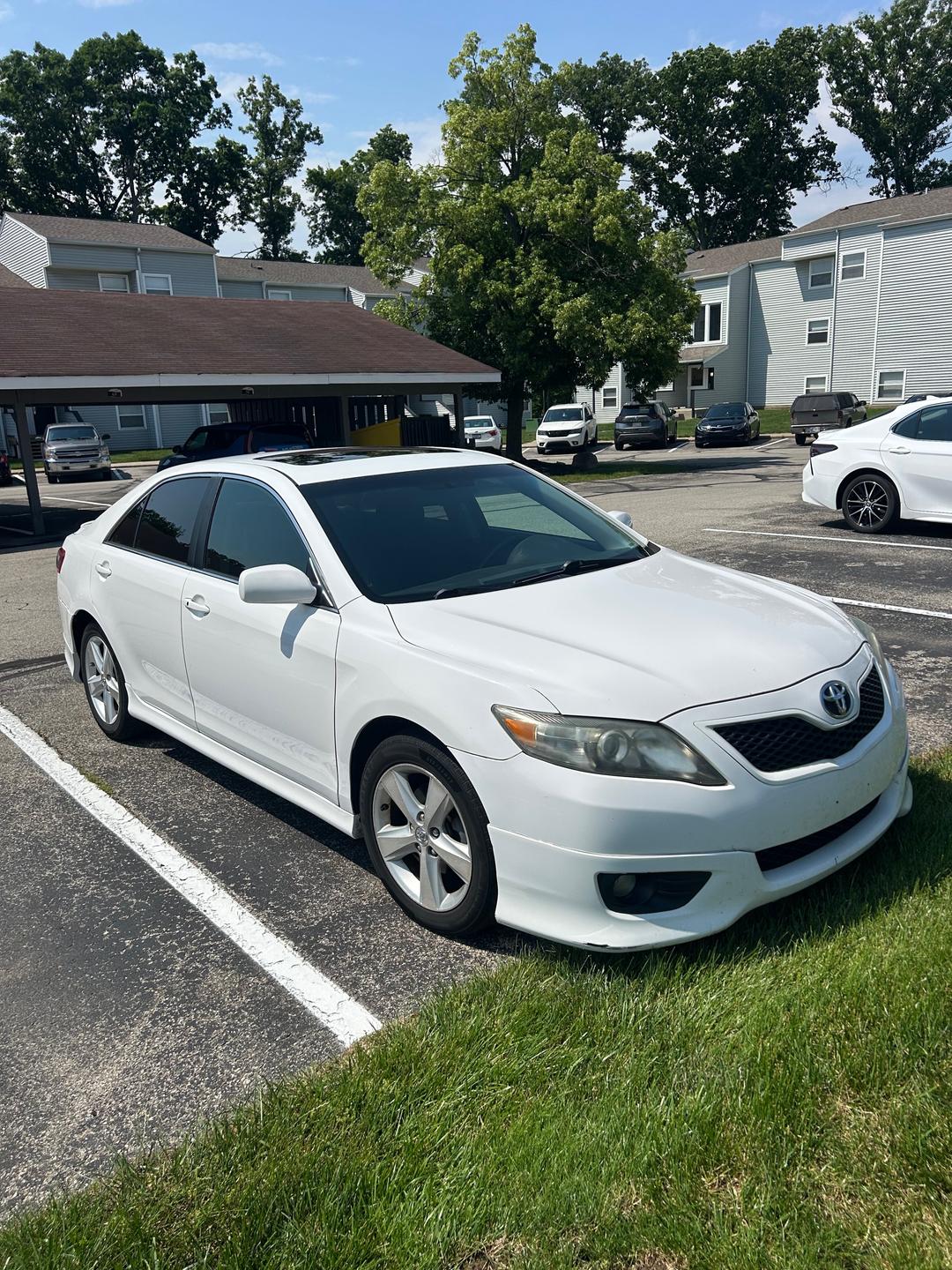 Toyota_Camry 