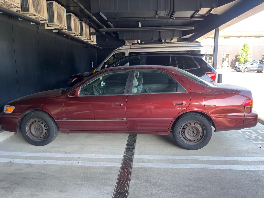 Toyota_Camry 