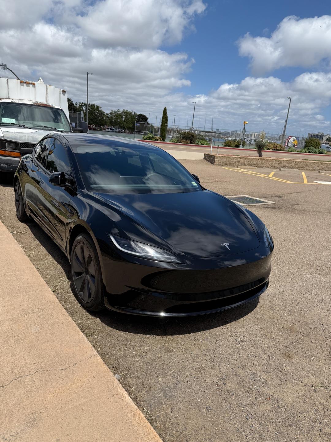 Tesla_Model 3 