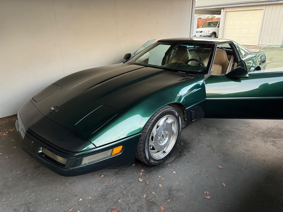 Chevrolet_Corvette 