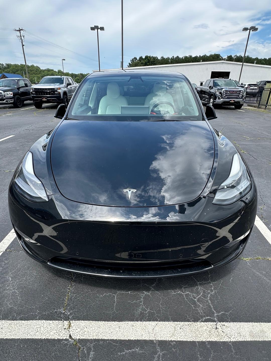 Tesla_Model Y 