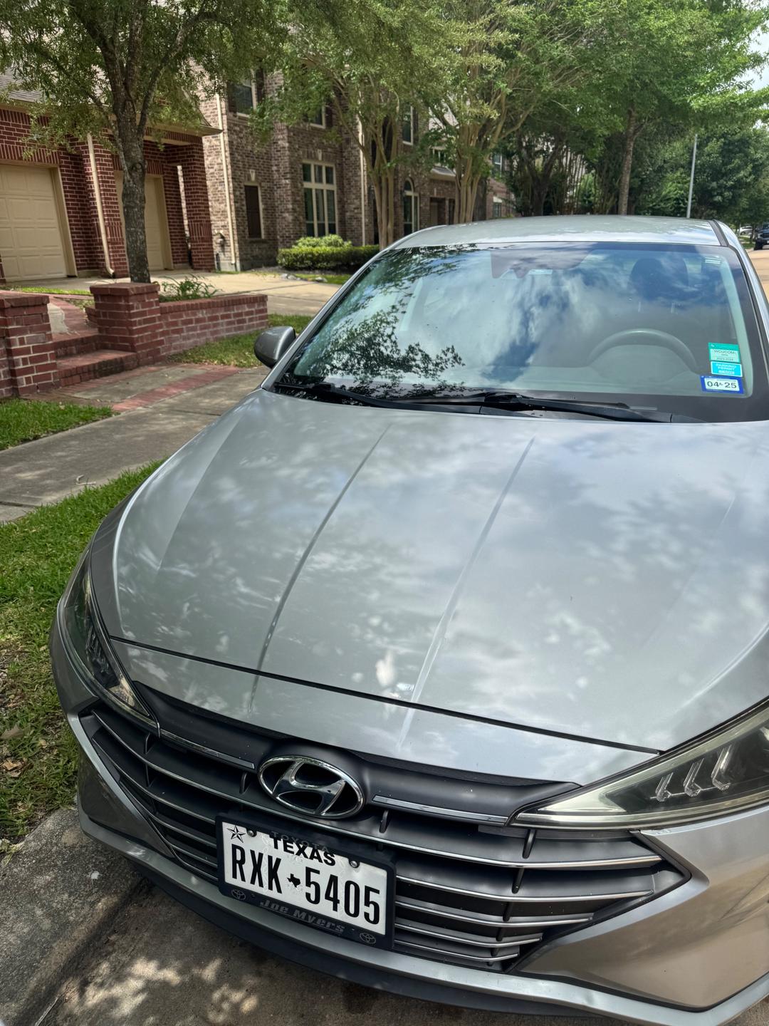 Hyundai_Elantra 