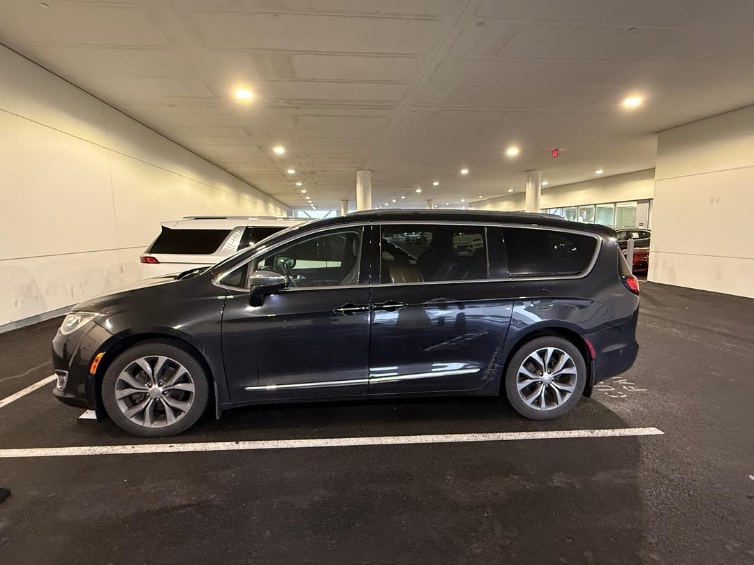 Chrysler_Pacifica 