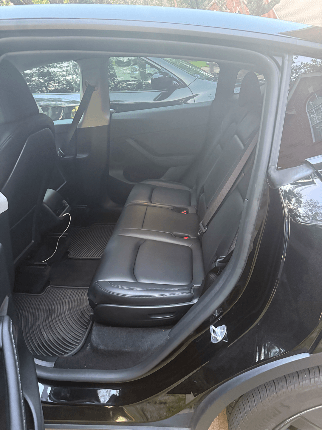 Tesla_Model Y 