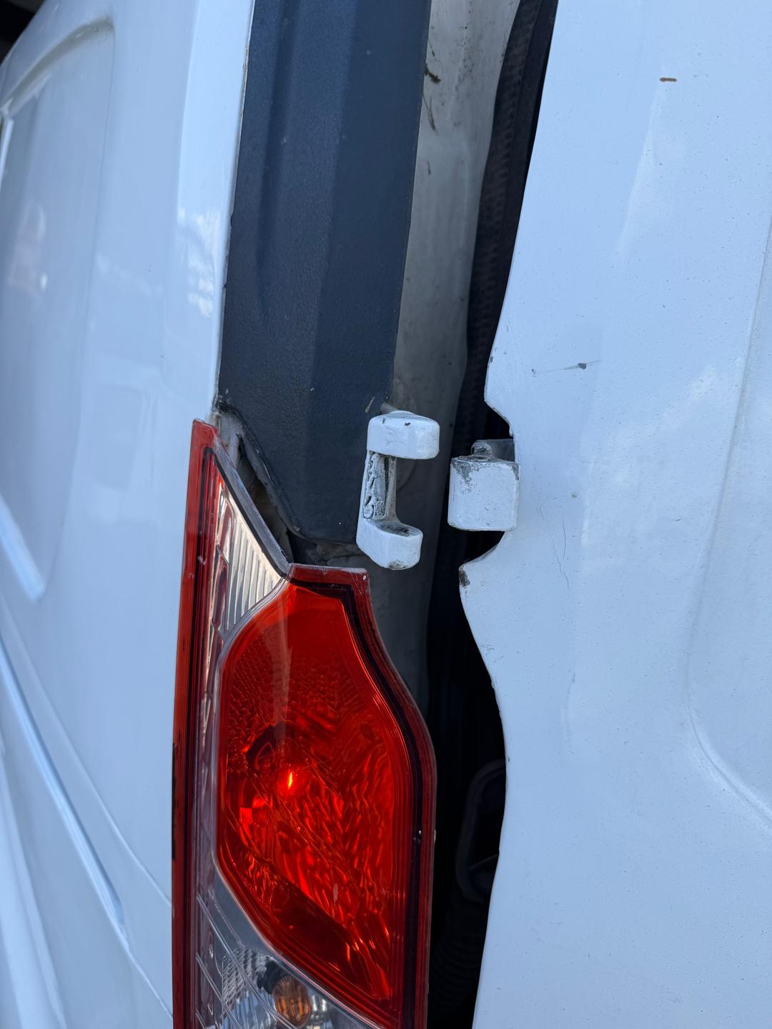 Ford_Transit Connect 