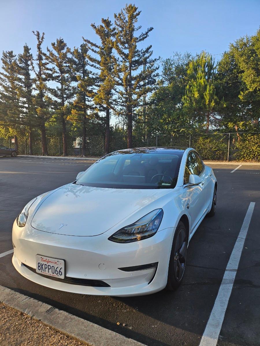 Tesla_Model 3 