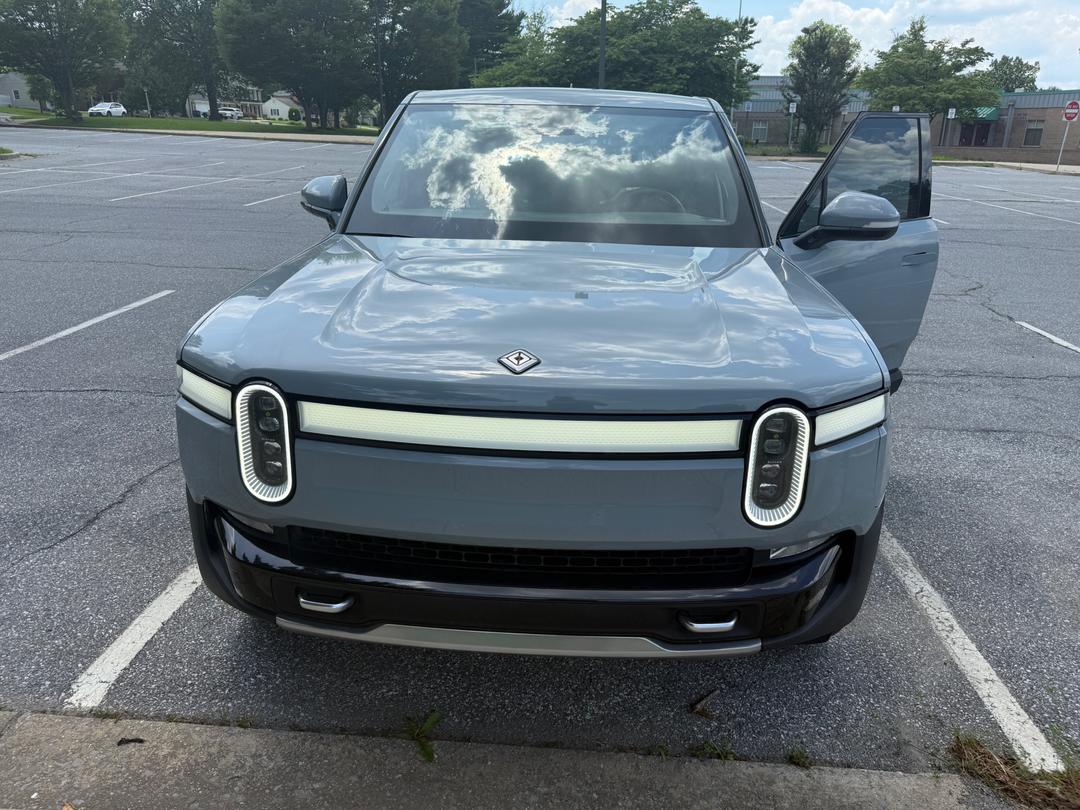 Rivian_R1T 