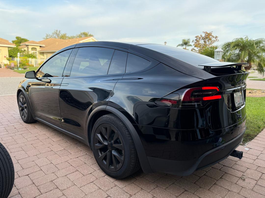 Tesla_Model X 