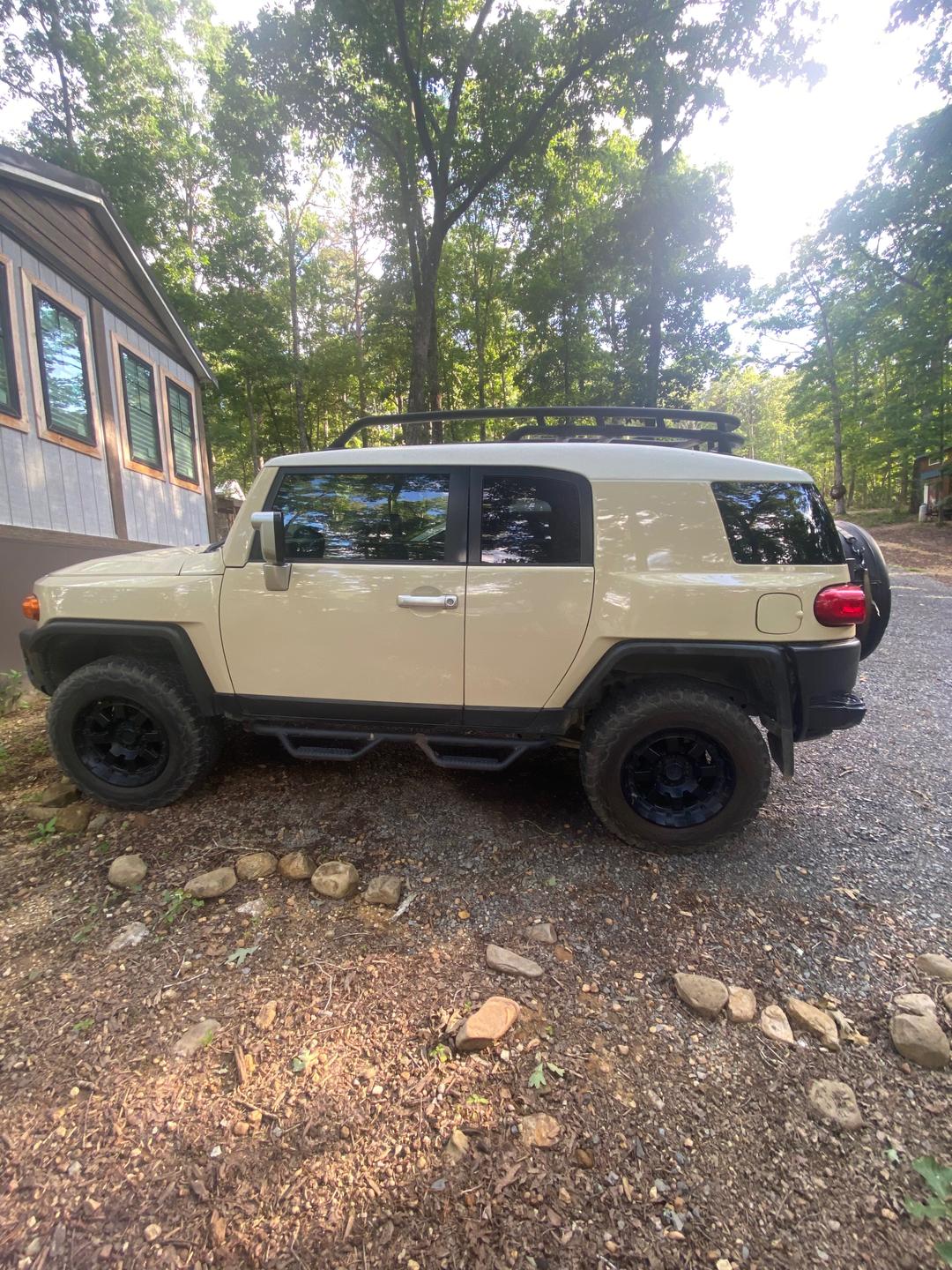 Toyota_FJ Cruiser 