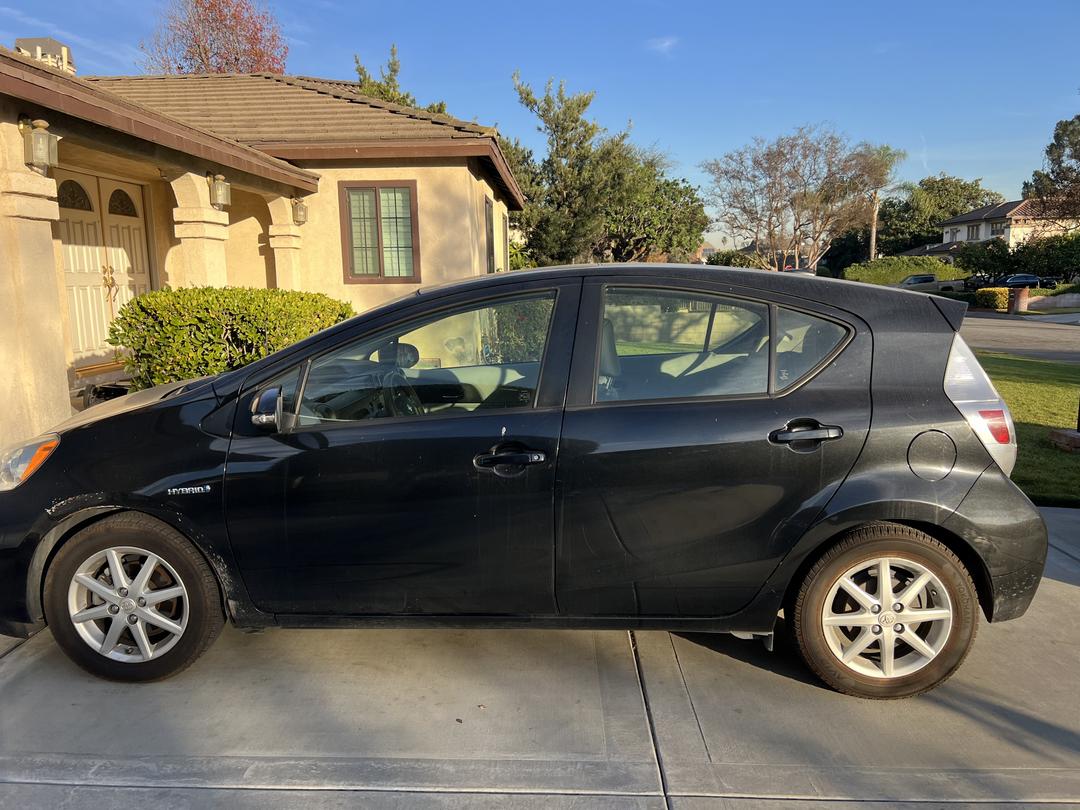 Toyota_Prius C 