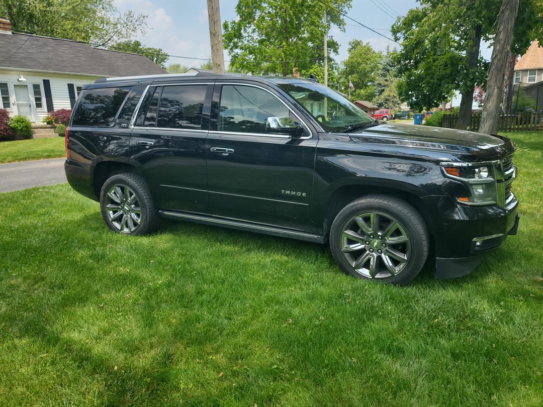 Chevrolet_Tahoe 