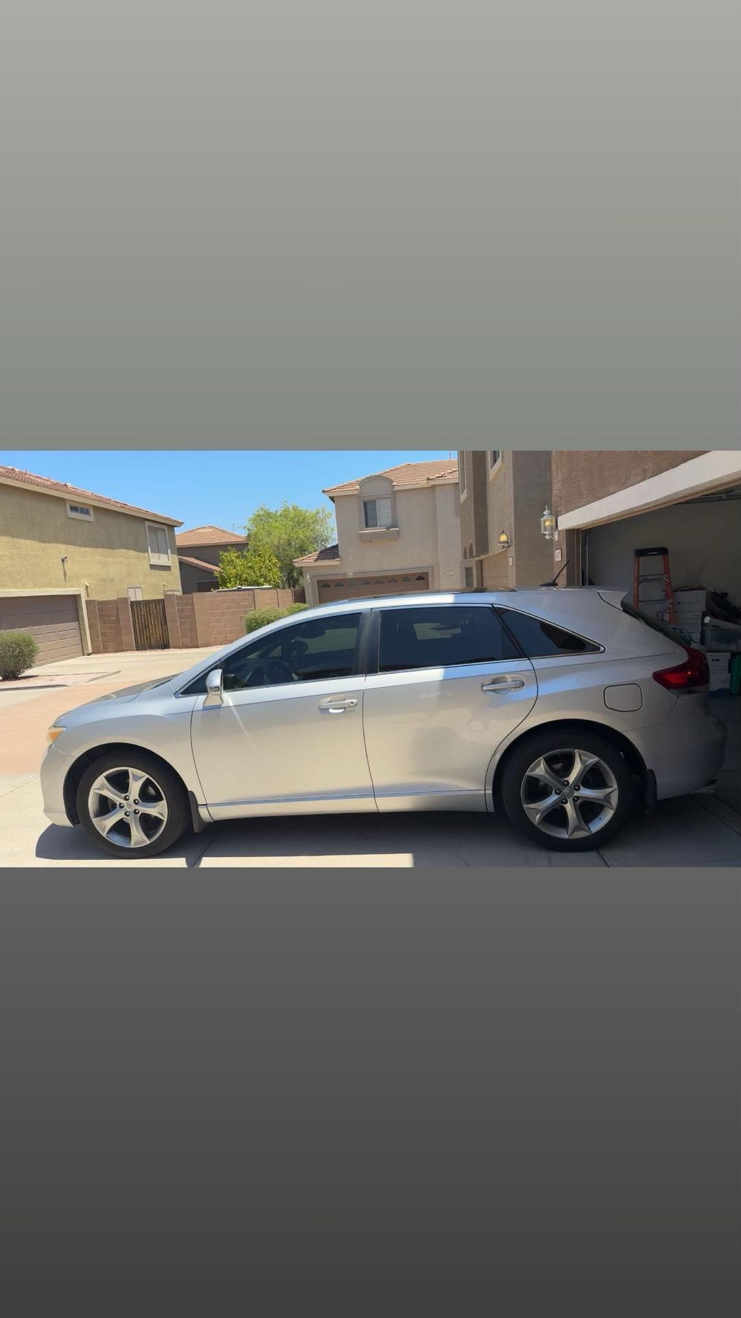 Toyota_Venza 