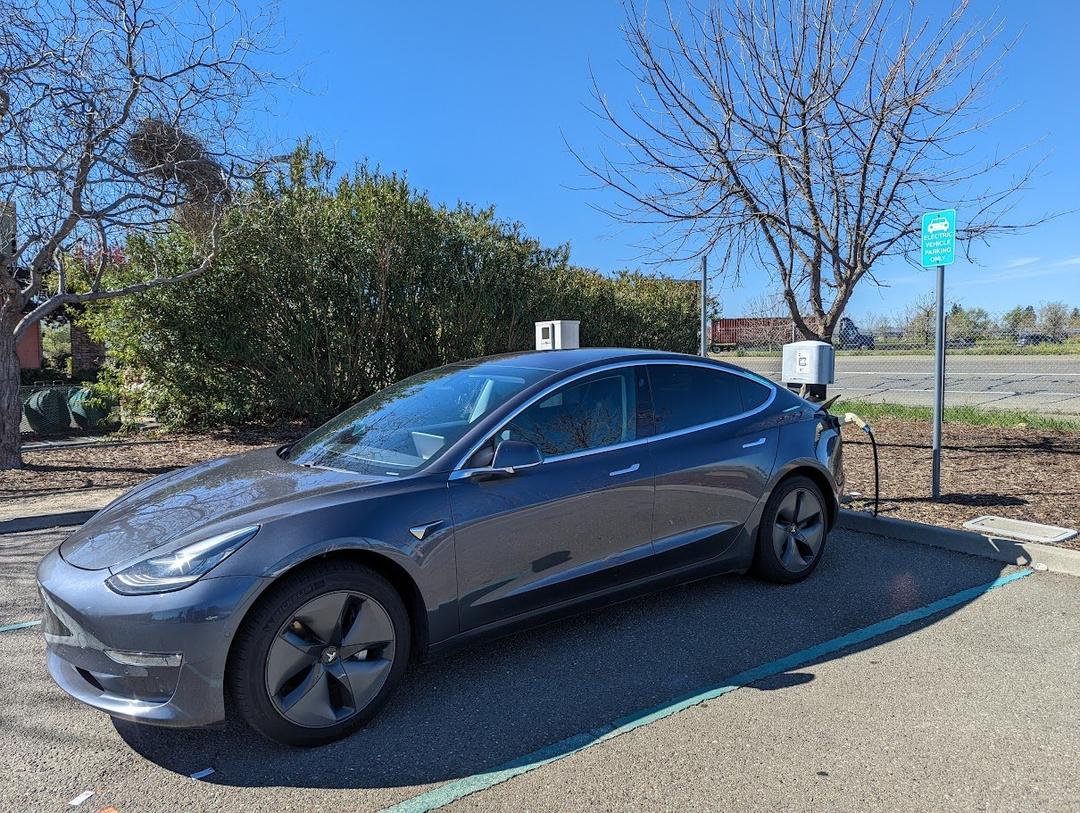Tesla_Model 3 