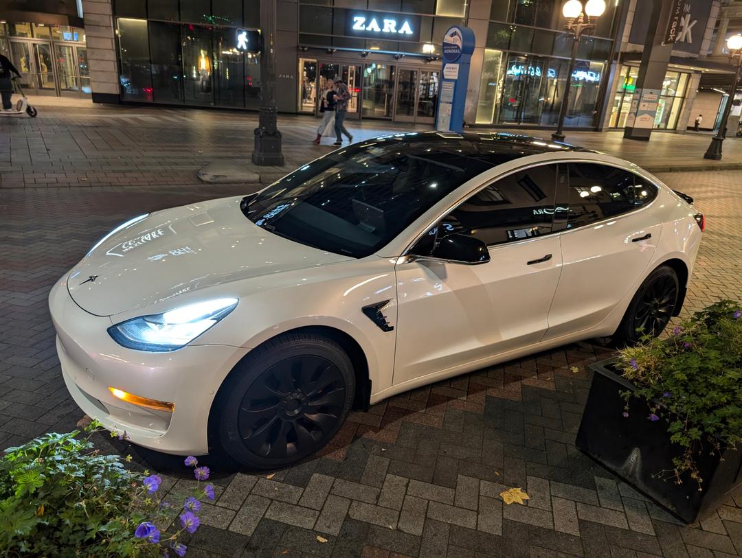 Tesla_Model 3 