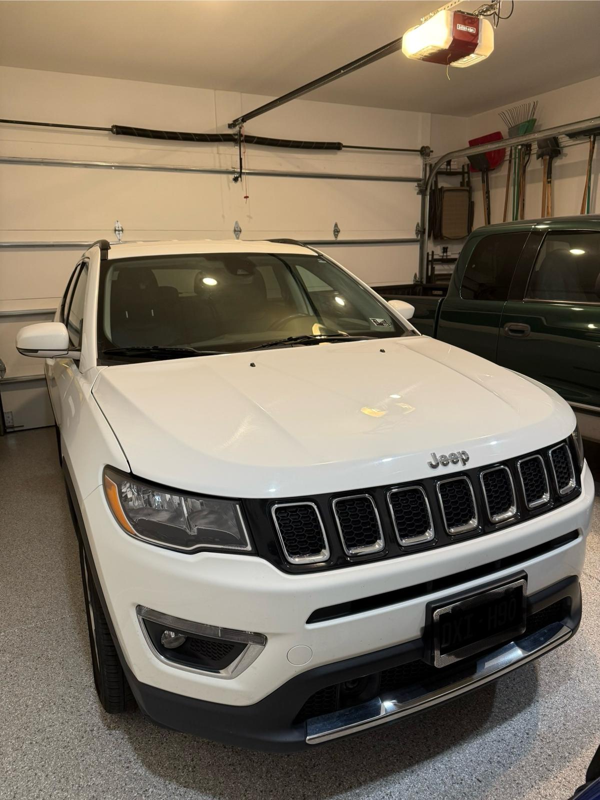 car_image_564x480 - 