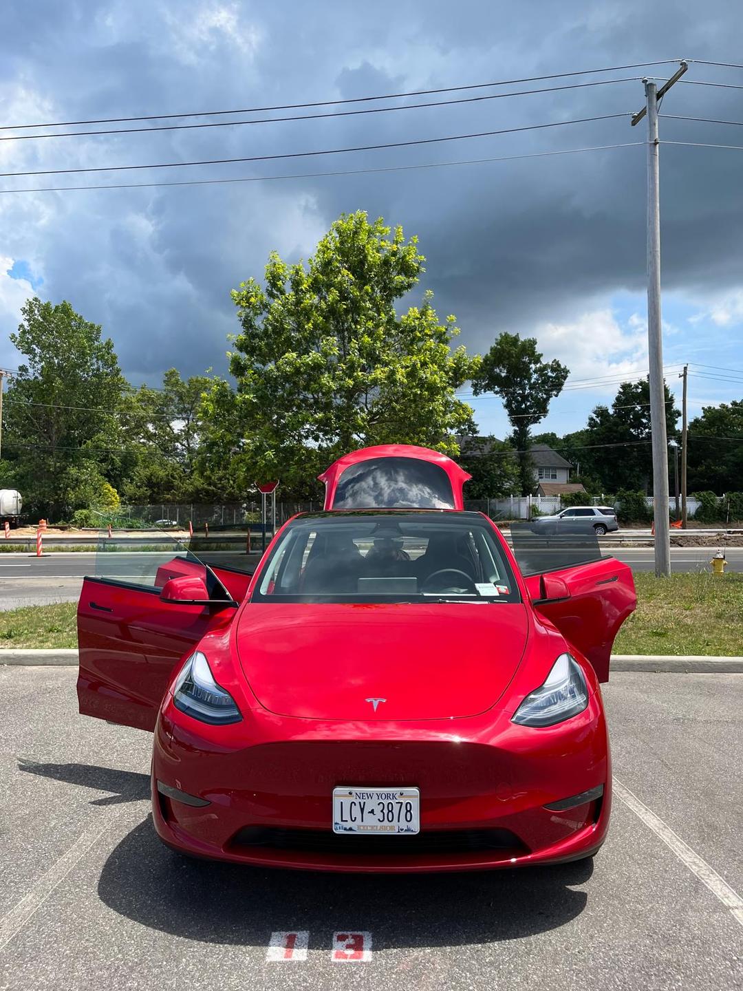 Tesla_Model Y 
