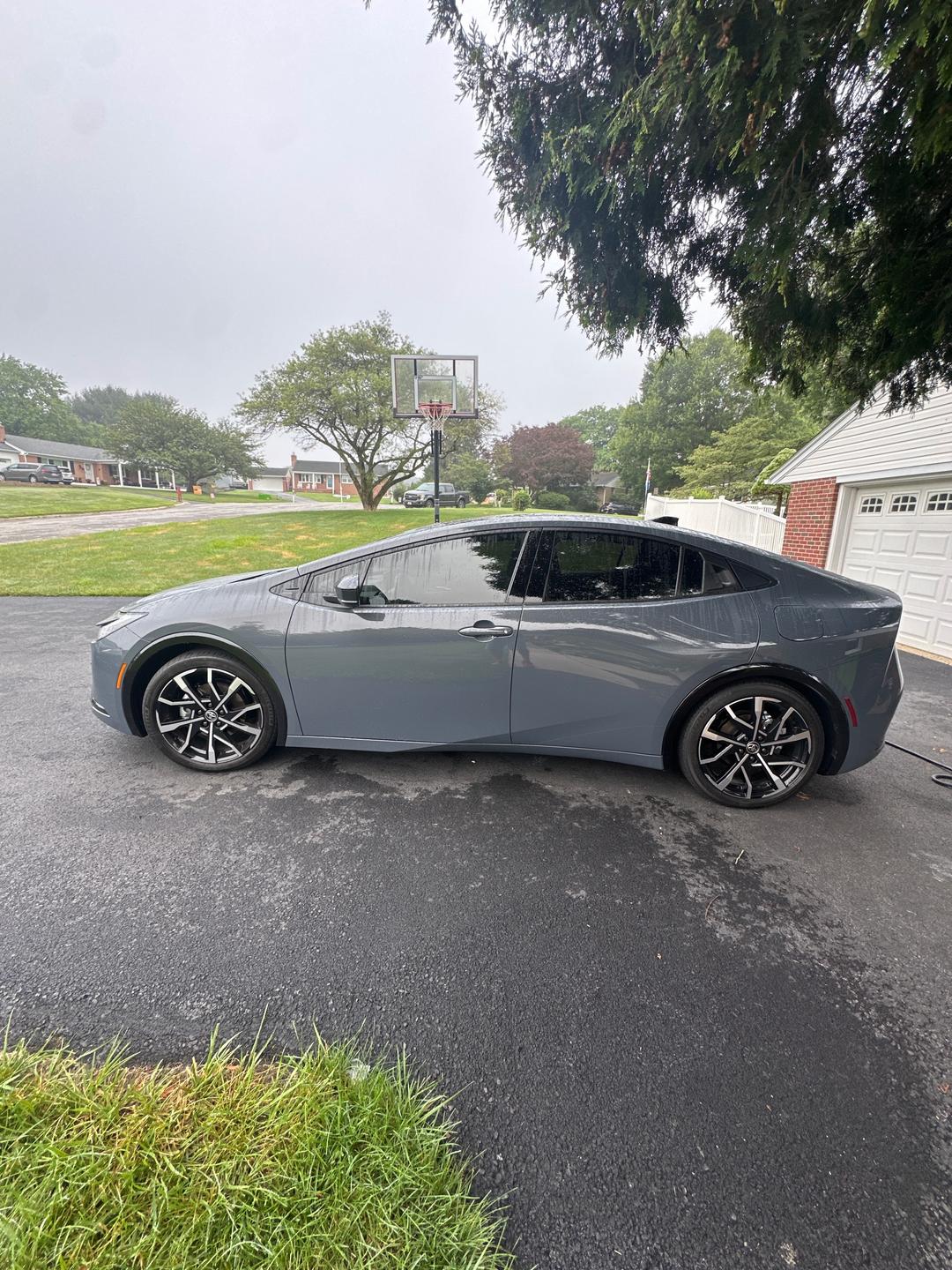 Toyota_Prius PHEV 
