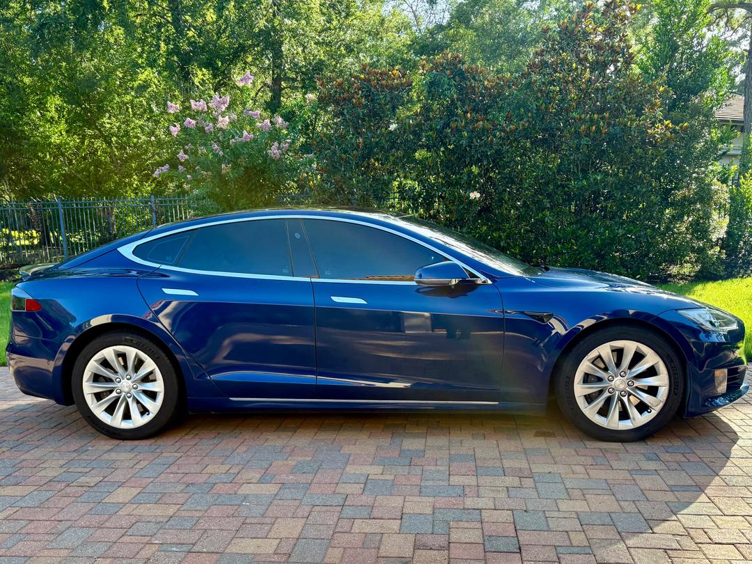 Tesla_Model S 