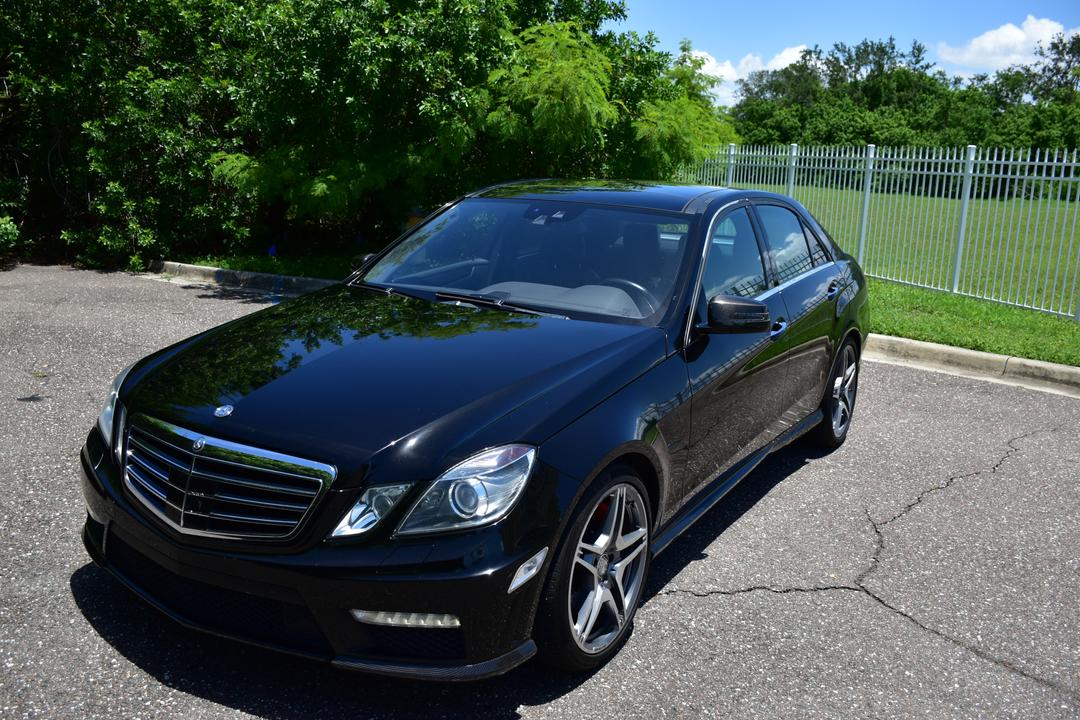 Mercedes-Benz_E Class 