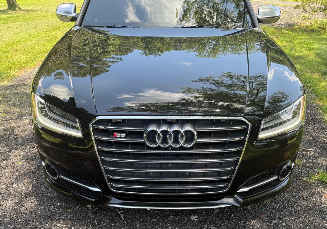 Audi_S8 