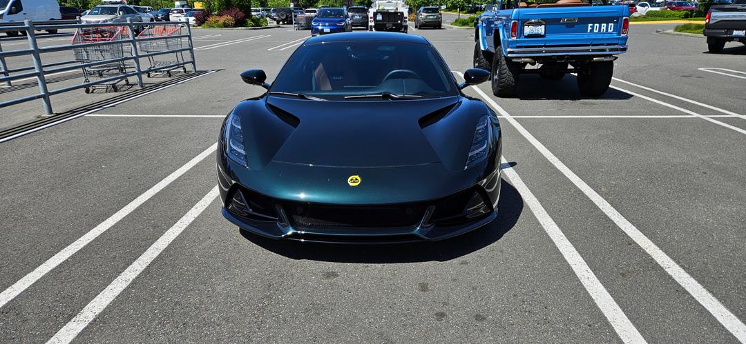 Lotus_Emira 