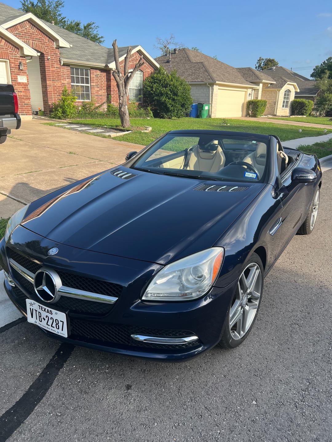 Mercedes-Benz_SLK Class 