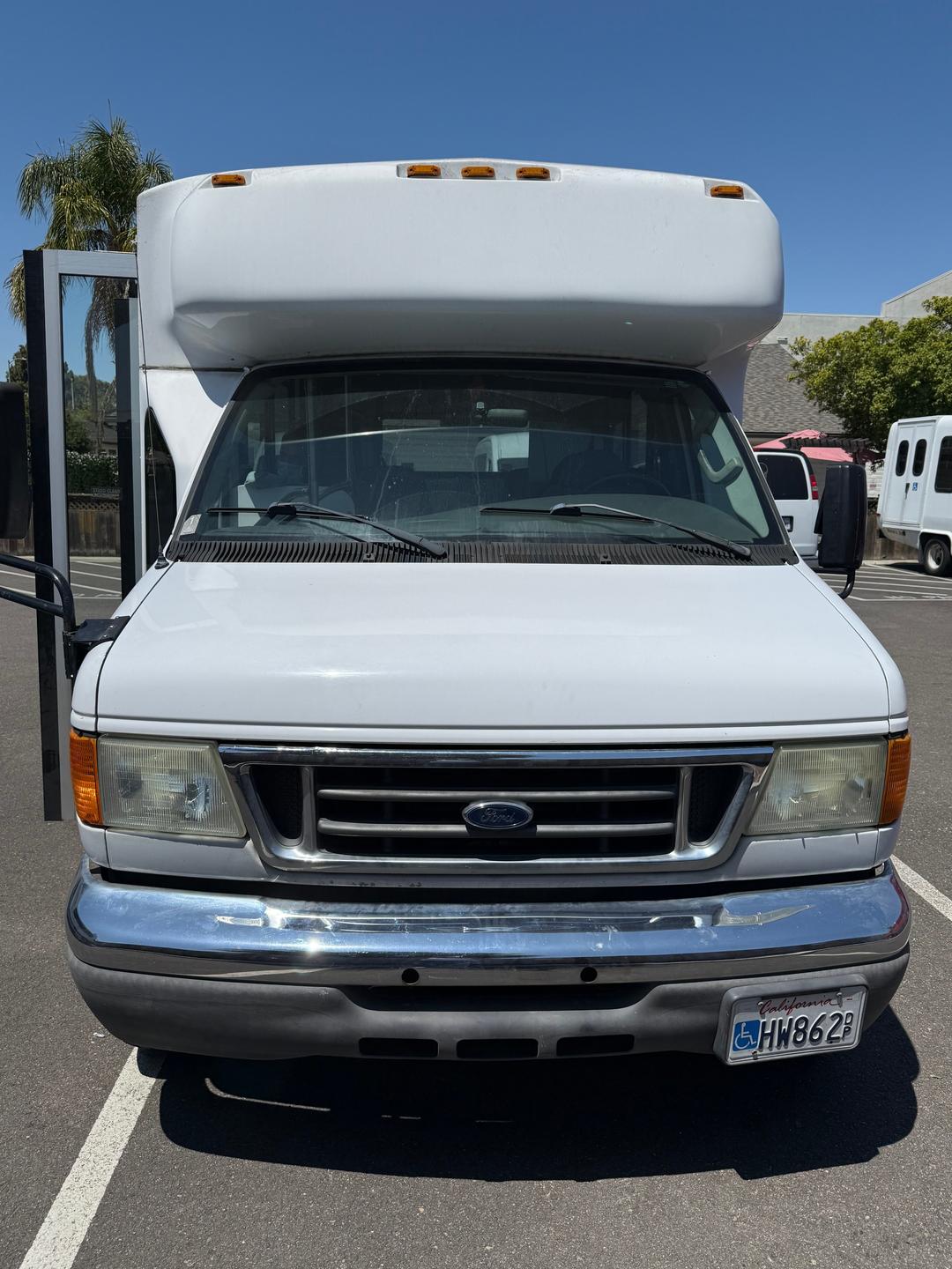 Ford_Commercial Vans 