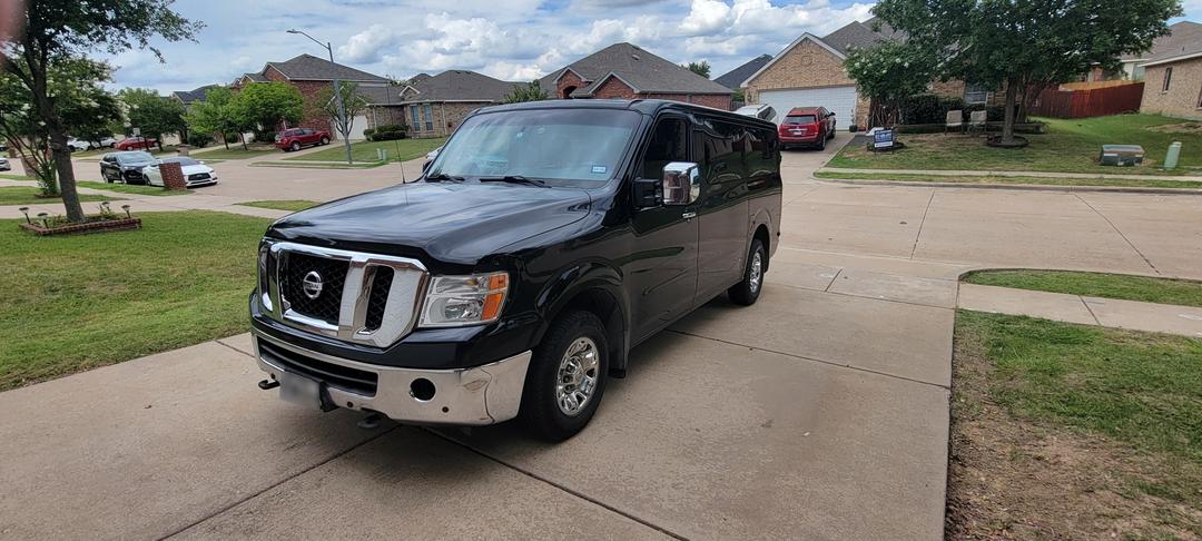 Nissan_NV 3500 